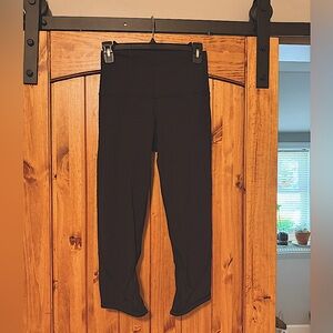 Lululemon Athletica Black Cropped Leggings